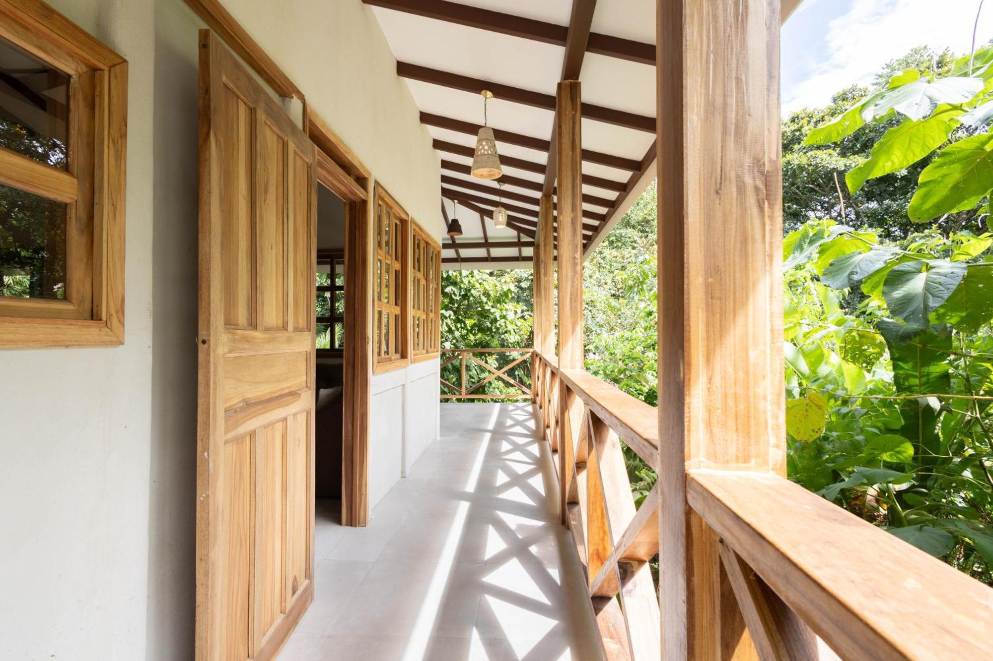 Villa Pina Dorada Dependencia Del Hotel Casa Merlin Puerto Viejo de Talamanca Buitenkant foto